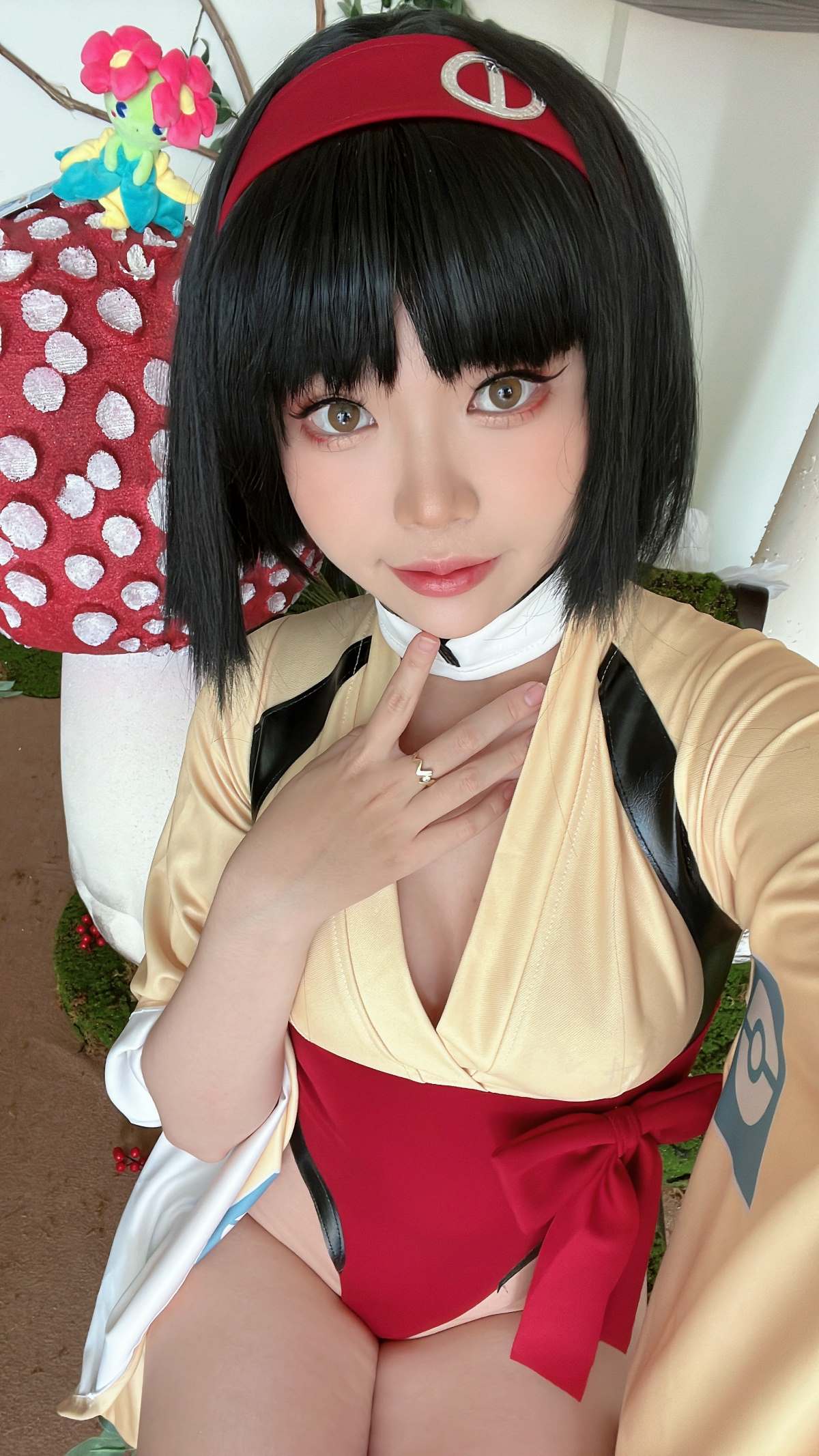 ZinieQ 国外美女Cos写真合集 137套