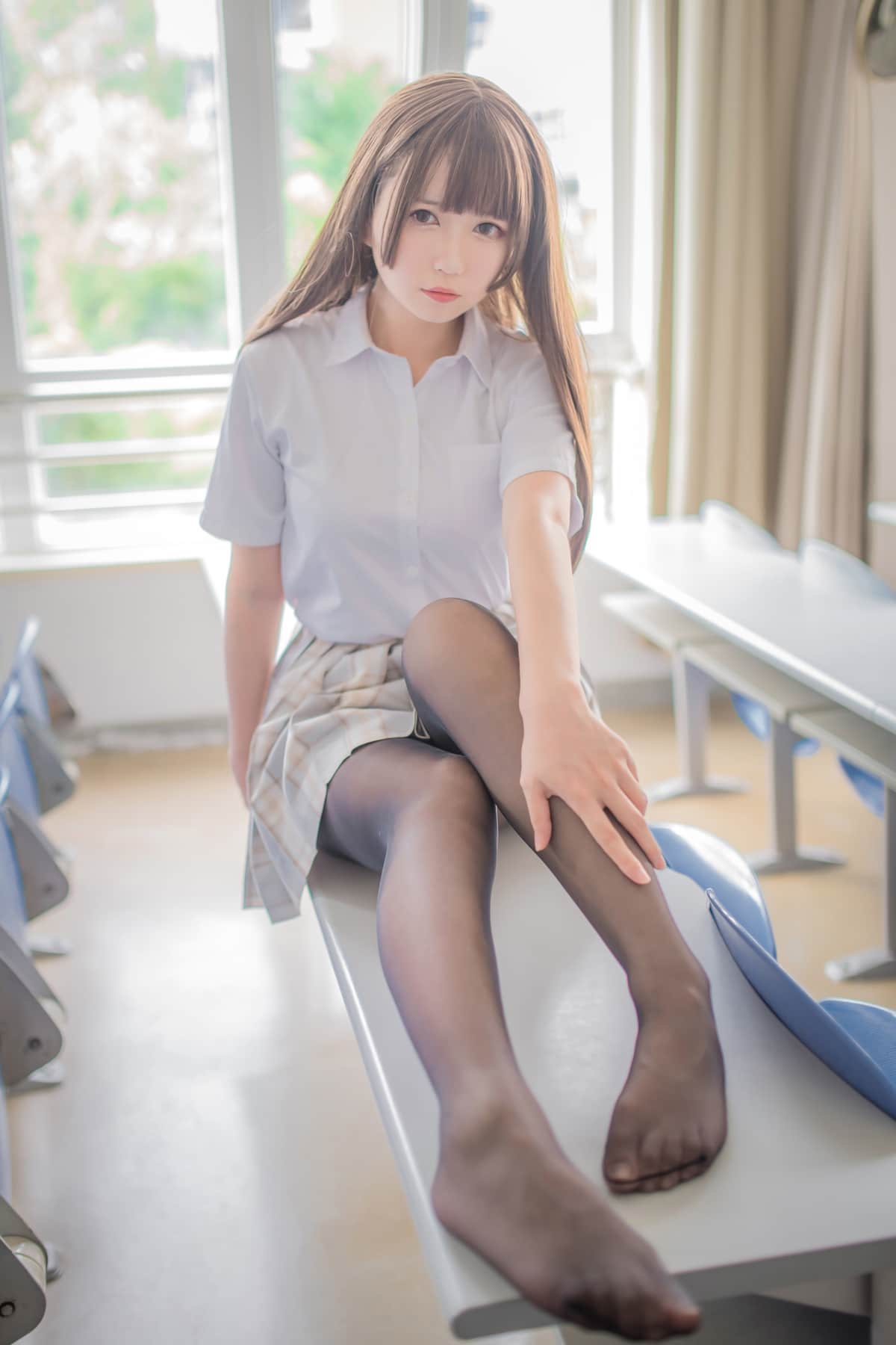 白金Saki 最新写真合集 21套