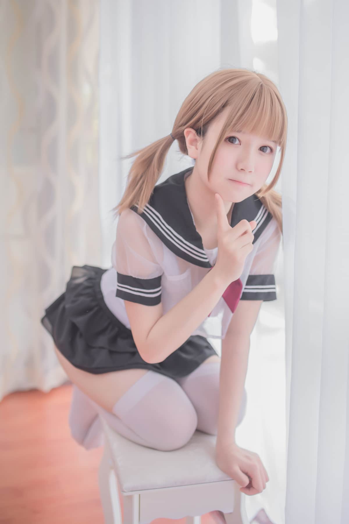 白金Saki 最新写真合集 21套